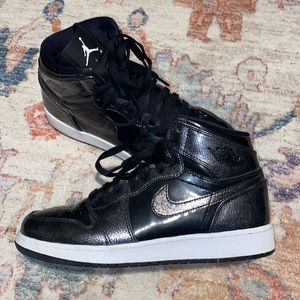 vinyl black air jordan’s size 6